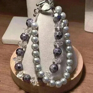 Gray and Clear Glass Bead Bracelet Stretch Bracelet